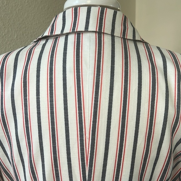 Marciano Stunning, Red and Blue Striped Blazer with belt and satin lining Size M - Picture 5 of 7